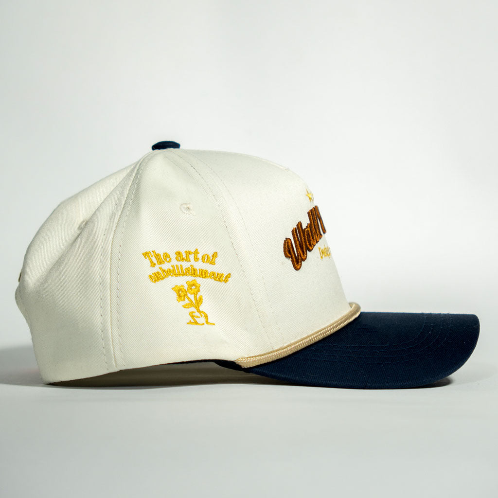 BASEBALL CAP WHITE AND BLUE