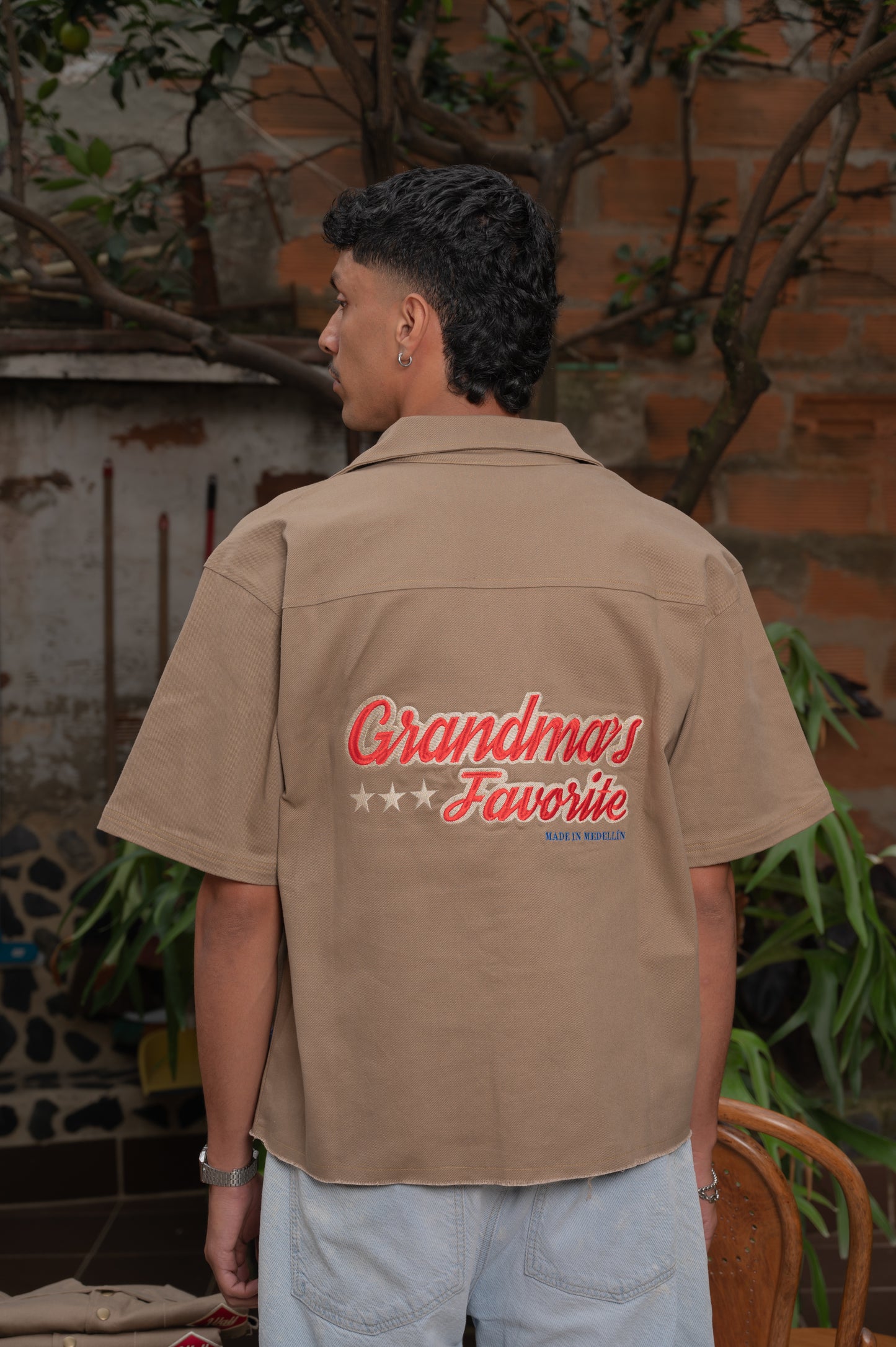 CAMISA GRANDMA'S FAVORITE